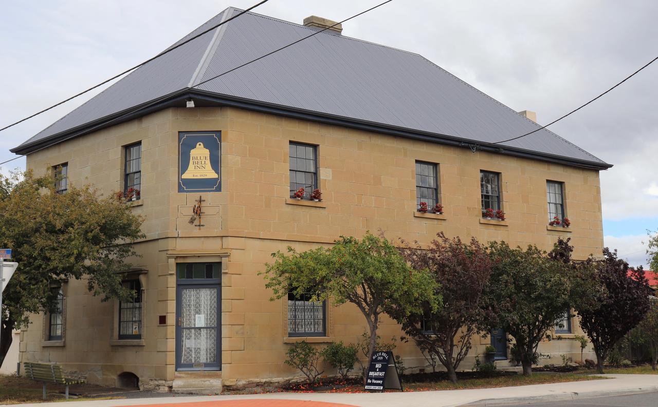 Blue Bell Inn Sorell Exterior foto